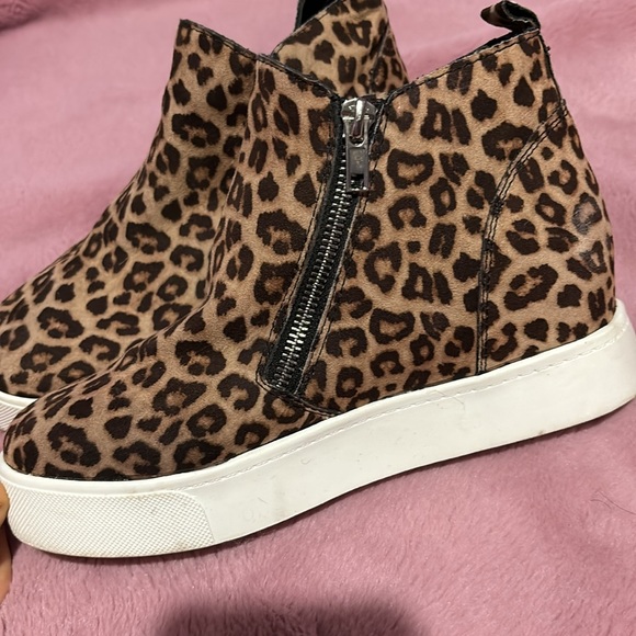 Cheetah Print Shoes - Picture 3 of 3